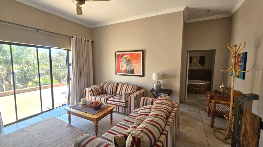 To Let 2 Bedroom Property for Rent in Melodie North West